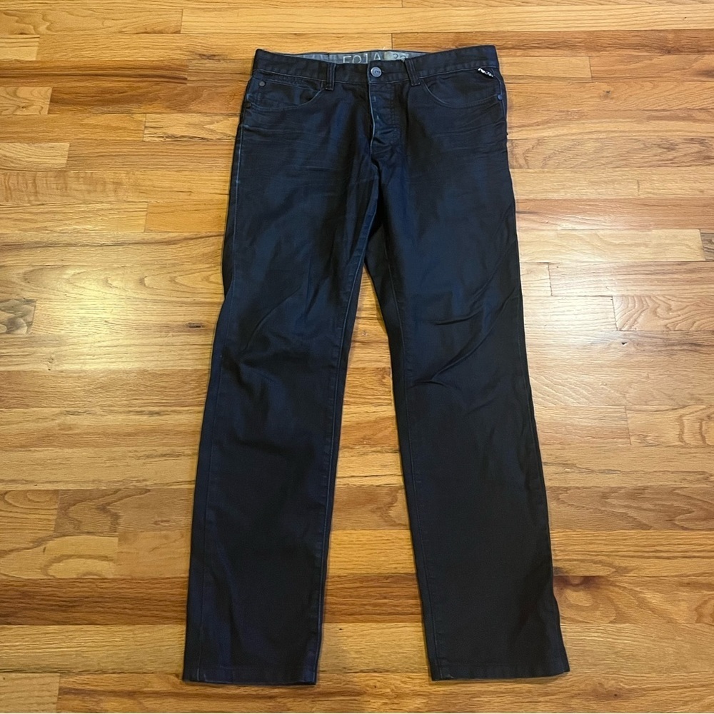 INDUSTRIE Australia Dark Wash straight Jeans 32
